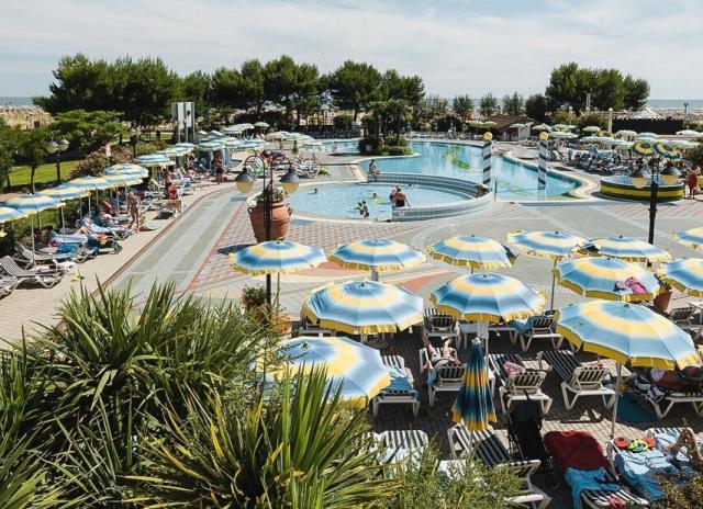 Aparthotel Holiday**** - Bibione Terme
