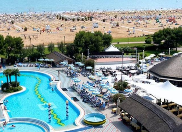 Aparthotel Holiday**** - Bibione Terme