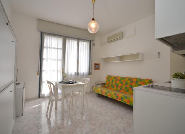 Aparthotel Pineda** - Bibione Spiaggia