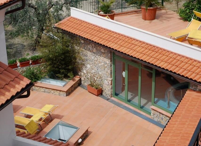 Residence Dei Fiori - Pietra Ligure