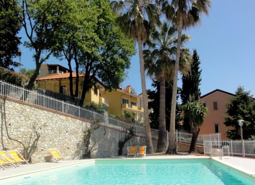 Residence Dei Fiori - Pietra Ligure