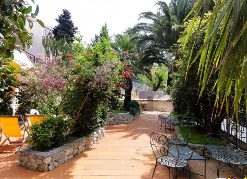 Residence Dei Fiori - Pietra Ligure