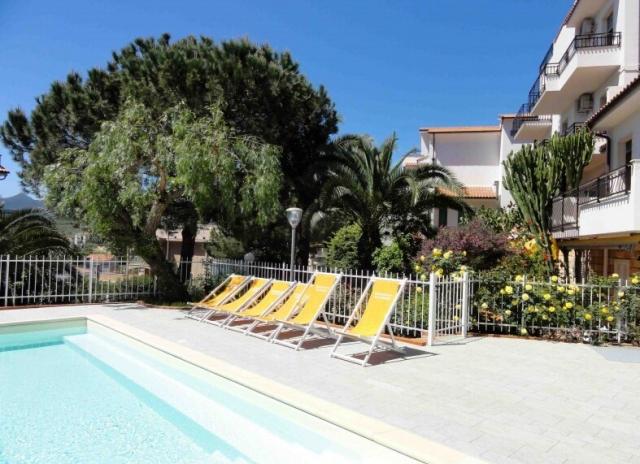 Residence Dei Fiori - Pietra Ligure