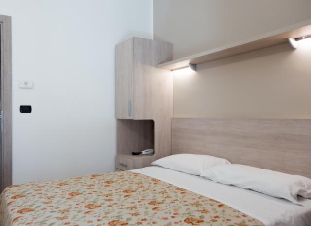 Hotel Saint Tropez*** - Pineto