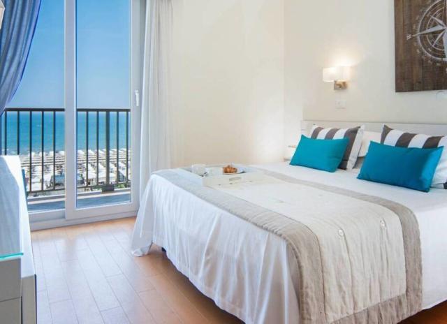 Hotel Mon Cheri*** - Riccione