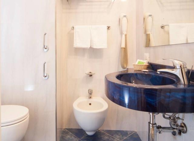 Hotel Mon Cheri*** - Riccione