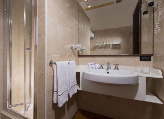 Hotel Poiano Resort**** - Garda