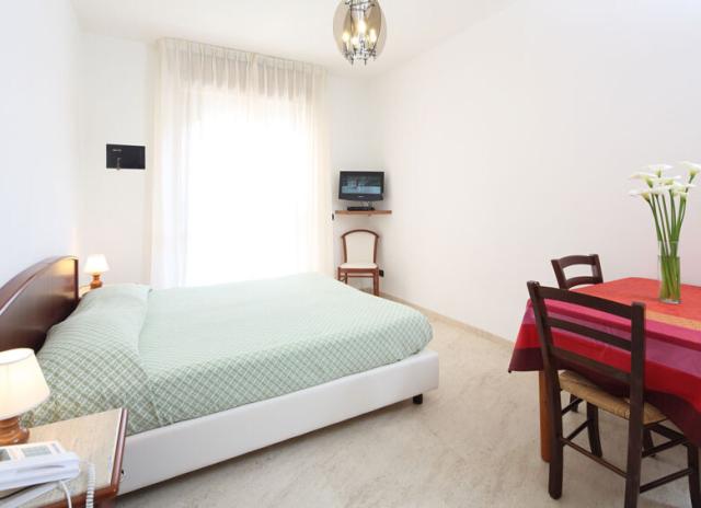 Residence Kriss - Deiva Marina