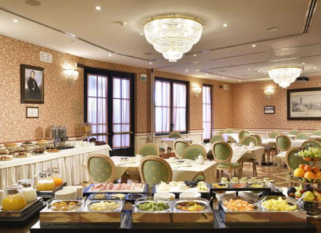 Hotel Castello Dal Pozzo***** - Oleggio Castello