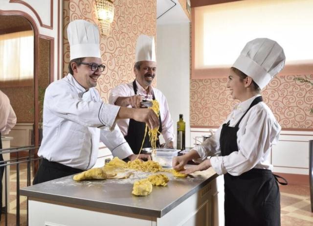 Hotel Castello Dal Pozzo***** - Oleggio Castello
