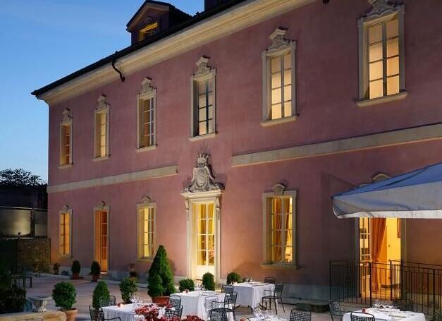 Hotel Castello Dal Pozzo***** - Oleggio Castello