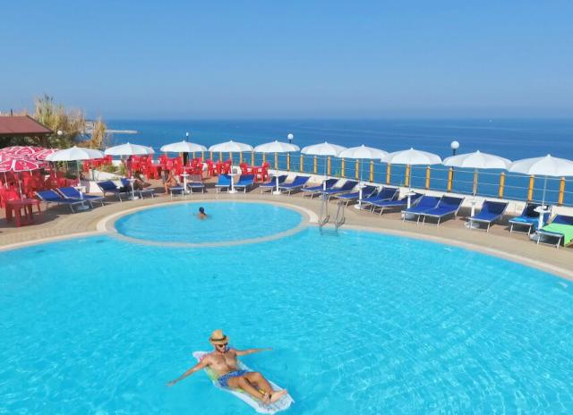 Aparthotel Il Poggio di Tropea*** - Parghelia