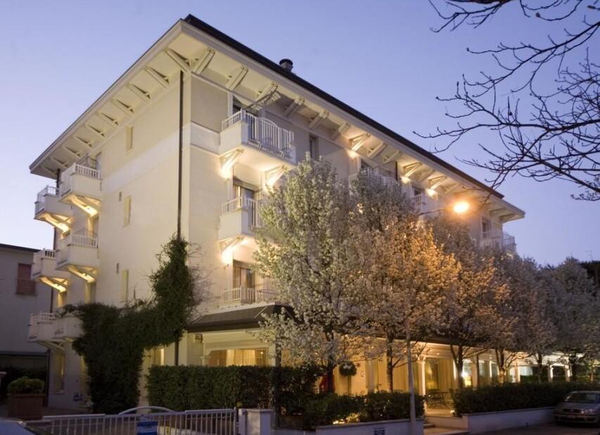 Suite Hotel Maestrale