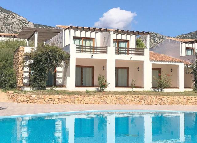 Palmasera Resort**** - Cala Gonone