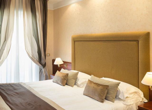 Hotel Lungomare**** - Riccione