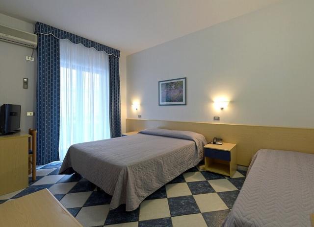 Hotel Baia Santa Barbara*** - Rodi Garganico