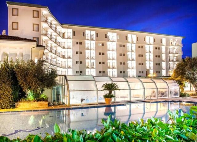 Hotel Aurelia**** - Milano Marittima