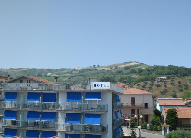 Hotel Mare Blu*** - Pineto