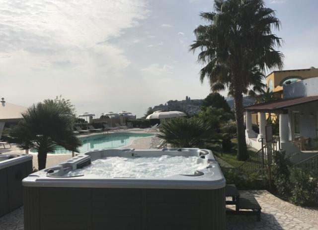 Hotel Bougainville**** - Lipari