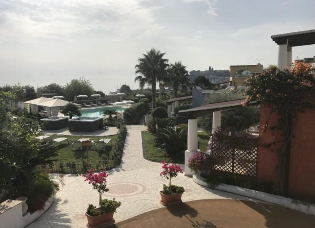 Hotel Bougainville**** - Lipari