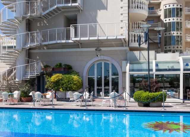 Hotel Palace***** - Milano Marittima