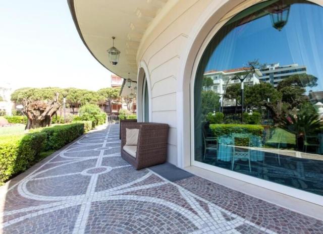 Hotel Palace***** - Milano Marittima