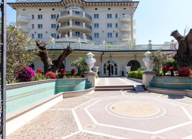 Hotel Palace***** - Milano Marittima