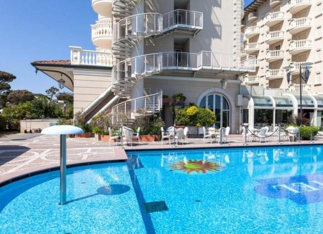 Hotel Palace***** - Milano Marittima