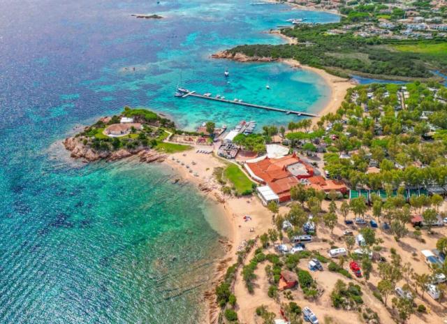 Centro Vacanze Isuledda**** - Cannigione