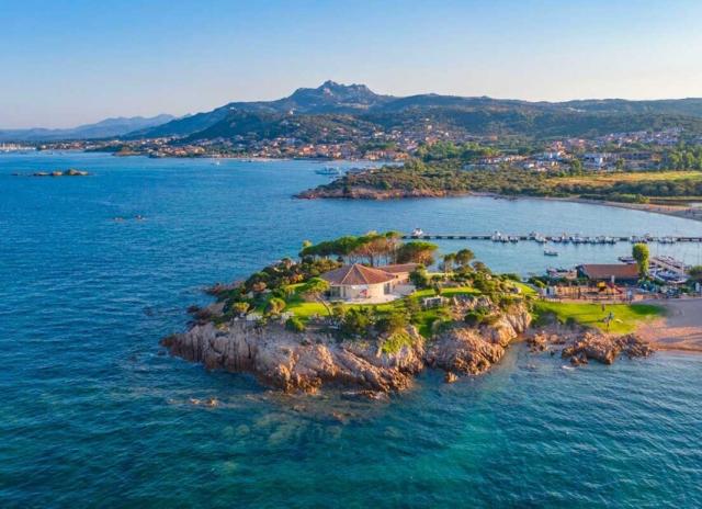 Centro Vacanze Isuledda**** - Cannigione