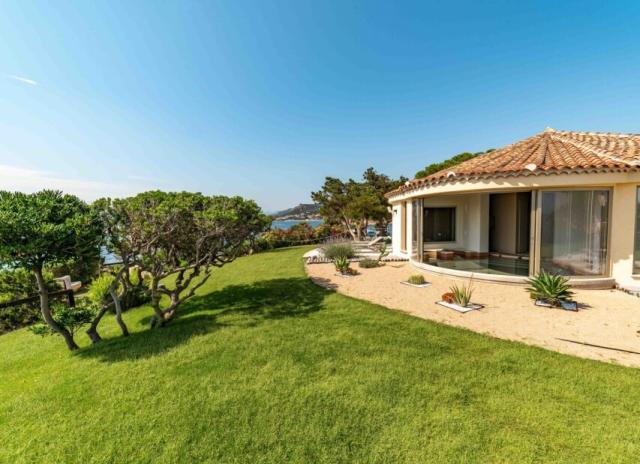 Hotel Centro Vacanze Isuledda**** - Cannigione