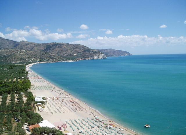 Camping Villaggio Internazionale Manacore**** - Peschici
