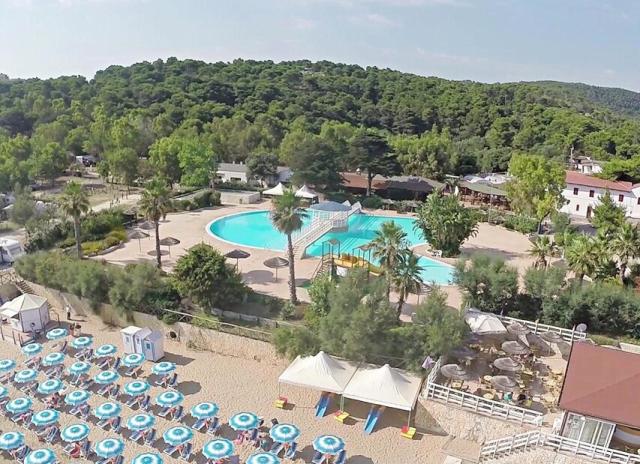 Camping Villaggio Internazionale Manacore**** - Peschici