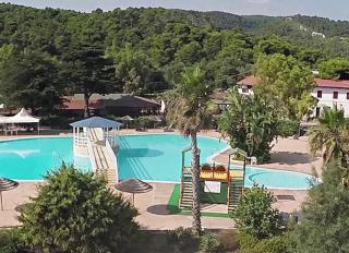  Camping  Villaggio Internazionale Manacore