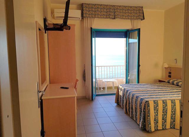 Hotel Sea Palace**** - Fuscaldo Marina