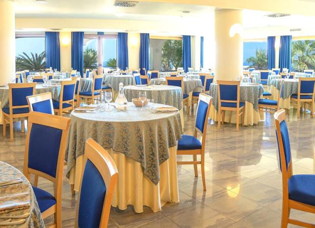 Hotel Scoglio del Leone**** - Marina di Zambrone