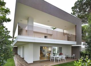 Villa Summer
