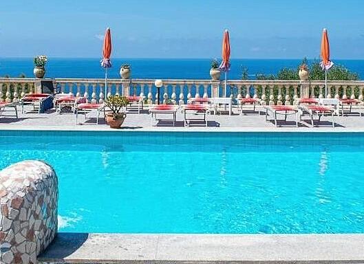 Villa Rita*** - Panza