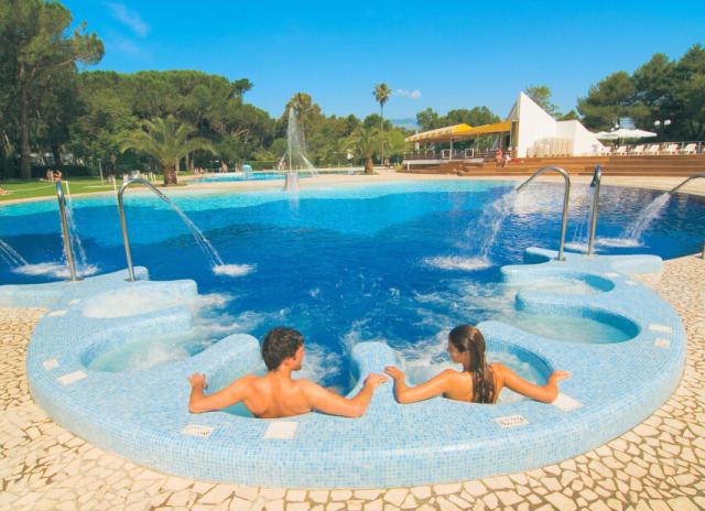 Baia Domizia Camping Village - Baia Domizia