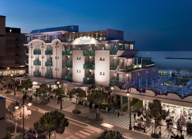 Hotel Lungomare**** - Cesenatico