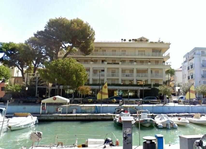Residence Lungomare**** - Riccione