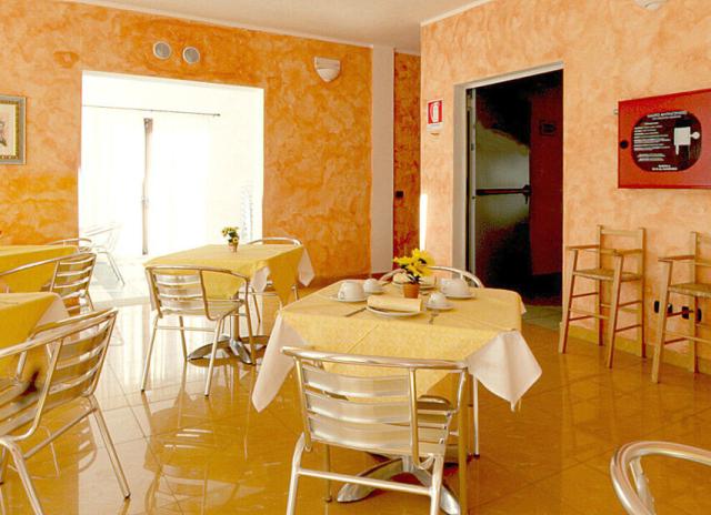 Hotel Club Gli Ontani**** - Sos Alinos