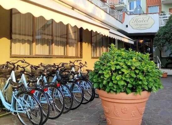 Hotel Bergamo Mare***s - San Bartolomeo al Mare