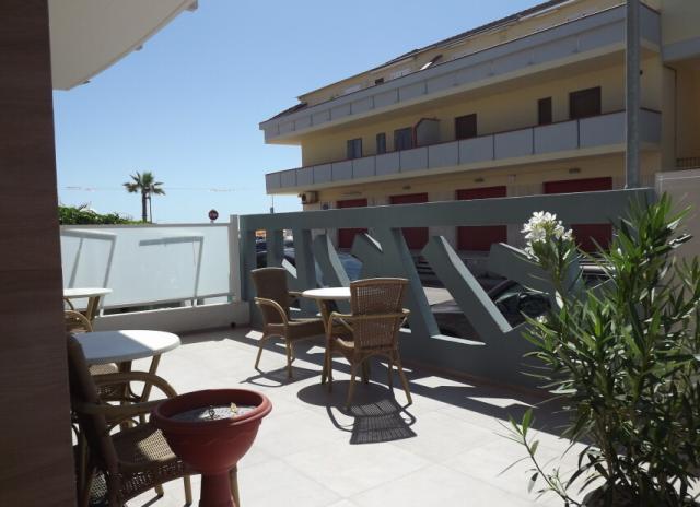 Residence Twigha - Martinsicuro - Villa Rosa