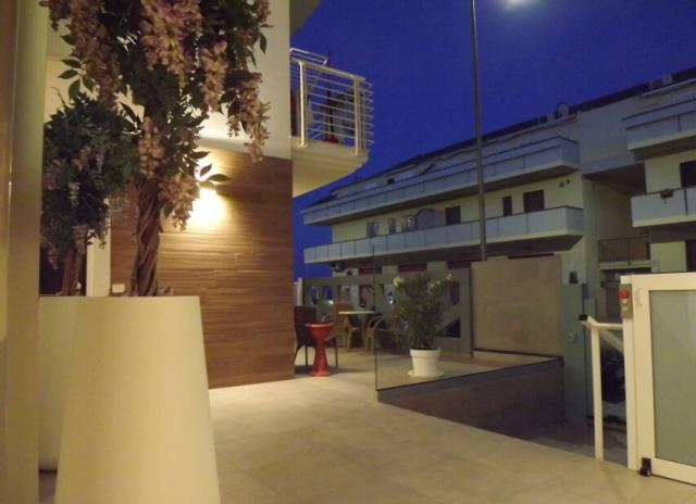 Residence Twigha - Martinsicuro - Villa Rosa