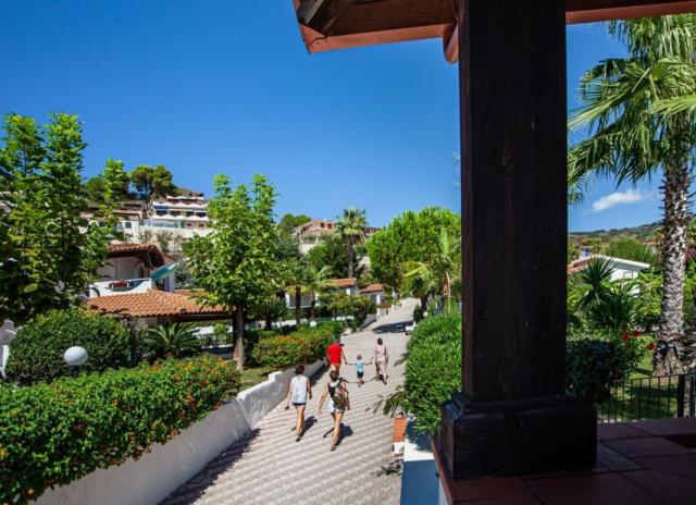 Villaggio Baia d’Ercole**** - Capo Vaticano