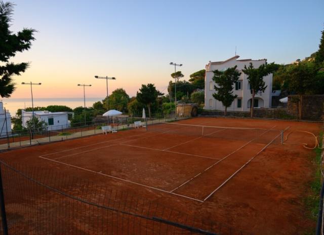 Hotel Parco Cartaromana*** - Ischia