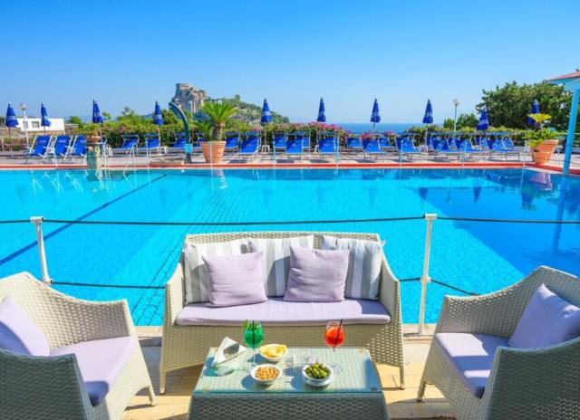 Hotel Parco Cartaromana*** - Ischia