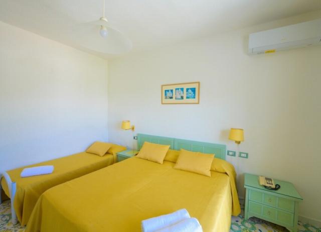 Hotel Parco Cartaromana*** - Ischia