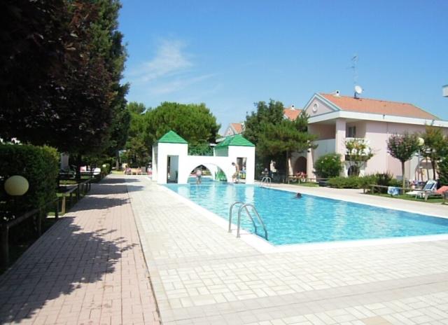 Villaggio Ai Ginepri (dodavatel 2) - Bibione Spiaggia